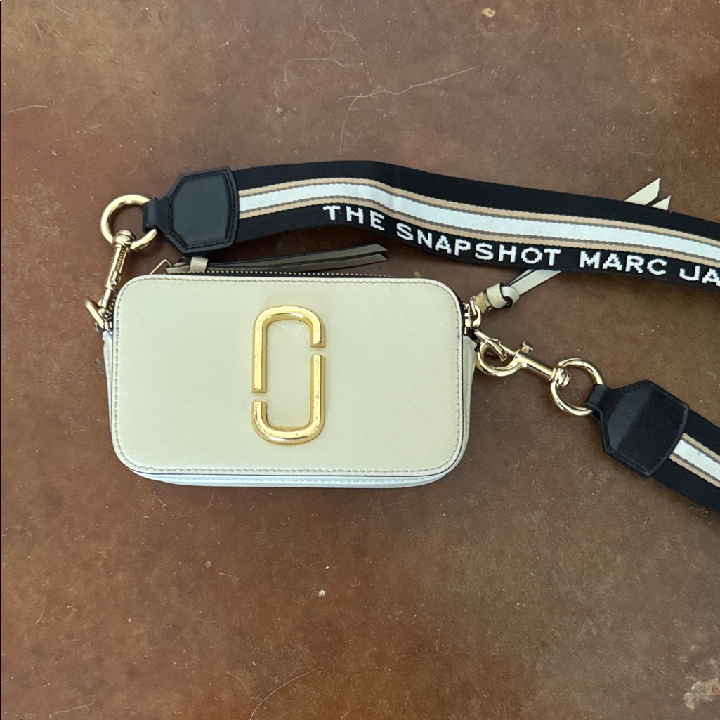 Marc Jacobs Mini Snapshot Cream And Black Crossbody Bag